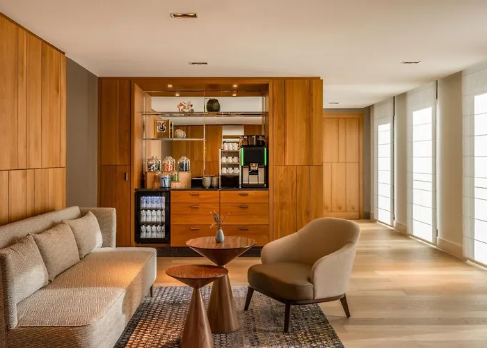 Hotellihuone poreammeella München